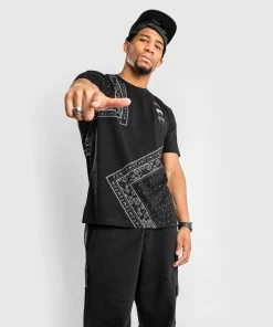 Venum Cali 34 T-shirt - Black -Boxing Elegant Butikk f 252Fa 252Fe 252F5 252Ffae5f4276c8354d7bf7a7ba9dda13d0991edd299 TS CALI34 BLACK 08