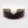 Venum Challenger Mouthguard -Boxing Elegant Butikk f 252Fb 252F3 252Fb 252Ffb3b42b5ebfbf54166ae639cc166ec9ab69ff324 MOUTHGUARDS CHALLENGER BLACK KHAKI SD 01 9d627fcf 040e 4919 8863 8d233b610079