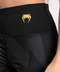 Venum Razor Compression Shorts - For Women - Black/Gold -Boxing Elegant Butikk f 252Fb 252Fd 252F1 252Ffbd1aa558f6c0d459c7093307bcd7893c6820e2e 26