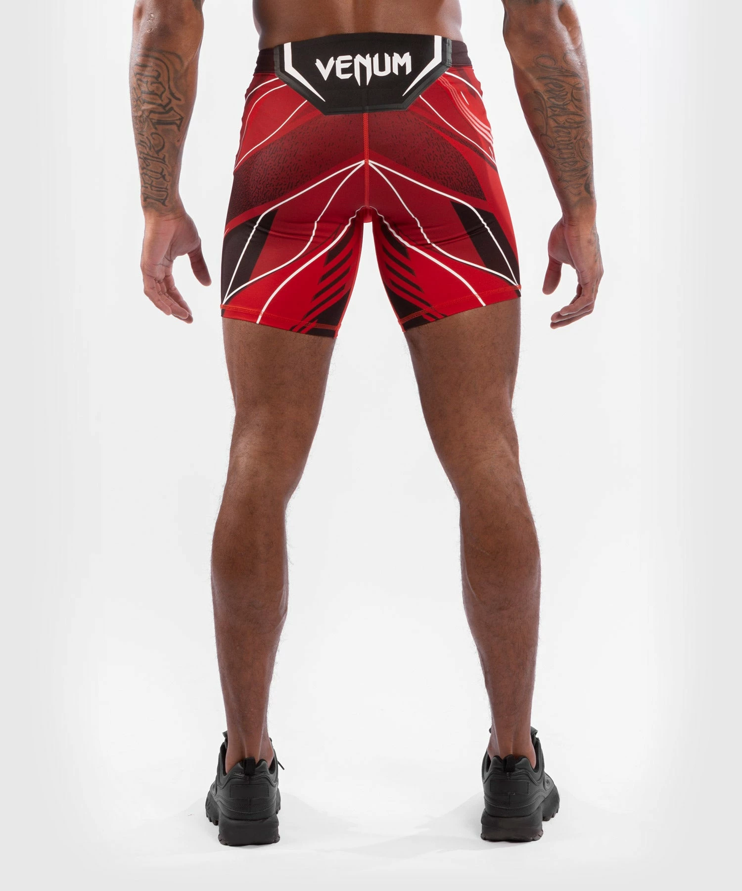 UFC Venum Authentic Fight Night Men's Vale Tudo Shorts - Long Fit - Red 4 UFC Venum Authentic Fight Night Men's Vale Tudo Shorts - Long Fit - Red - Bilde 2